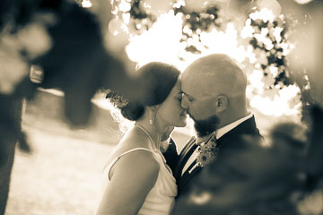 Missoula holiday inn wedding photo of romantic couple